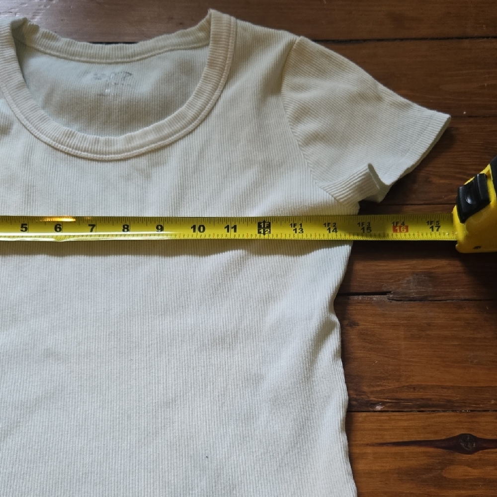 S Ribbed Women's Top - Picture 3 of 4
